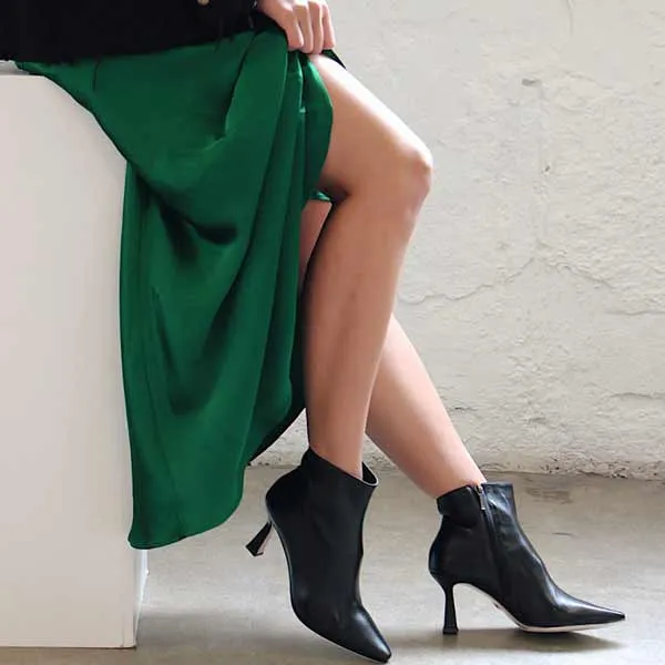 Antonieta Black Leather | Pointed ankle boot