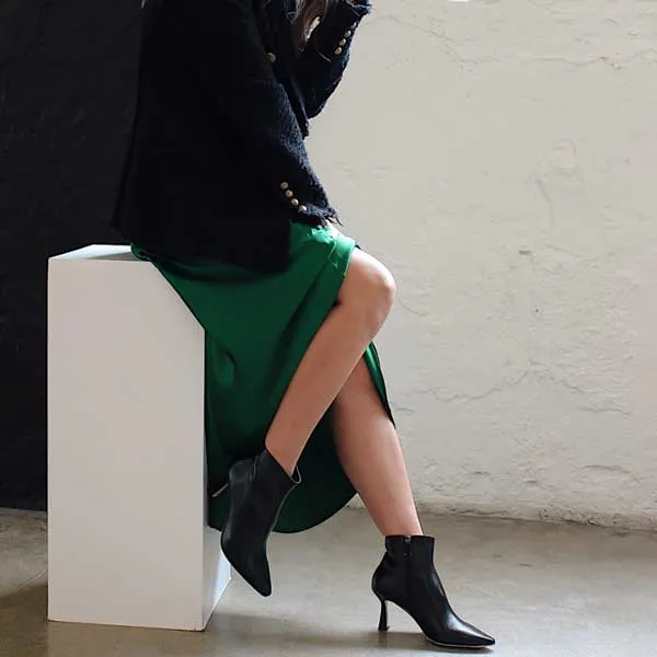 Antonieta Black Leather | Pointed ankle boot