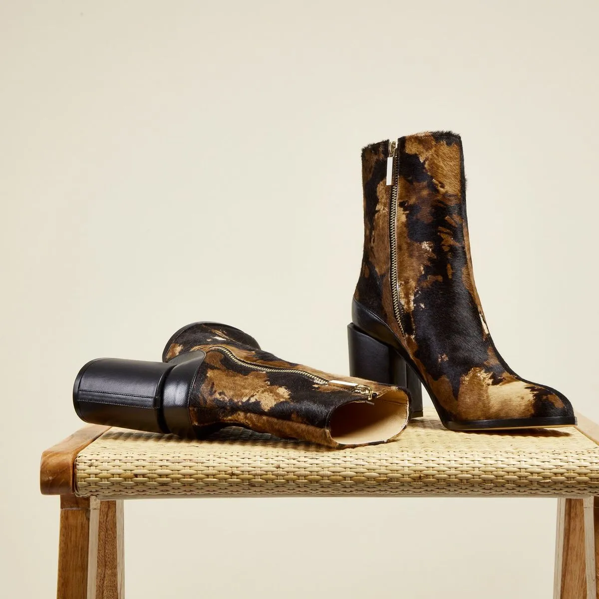 Spirit Boot, Pony