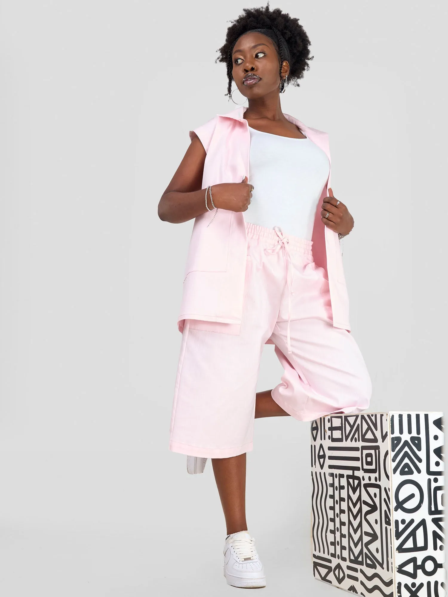 Zoya Banda Drop Shoulder Unisex Wide Jacket - Pink